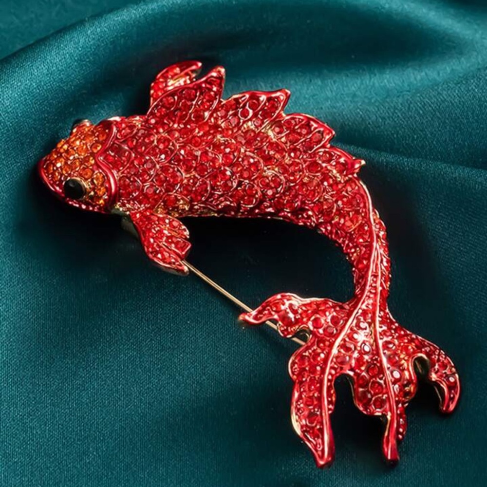 Betsey Johnson Red Fish Brooch Pin - Picture 5 of 14